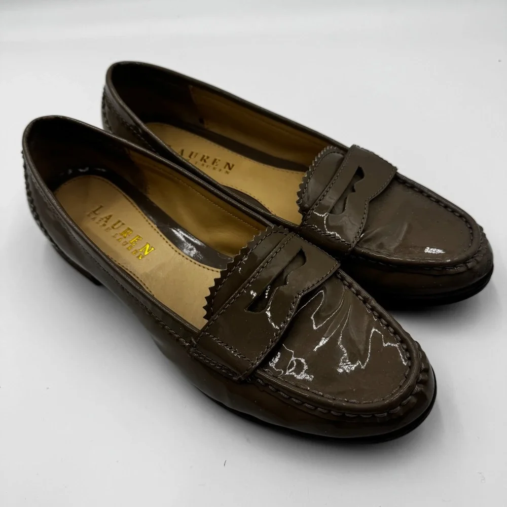 Lauren Ralph Lauren Glenda Penny Loafer 8.5B Taupe Patent Leather Pinked Trim